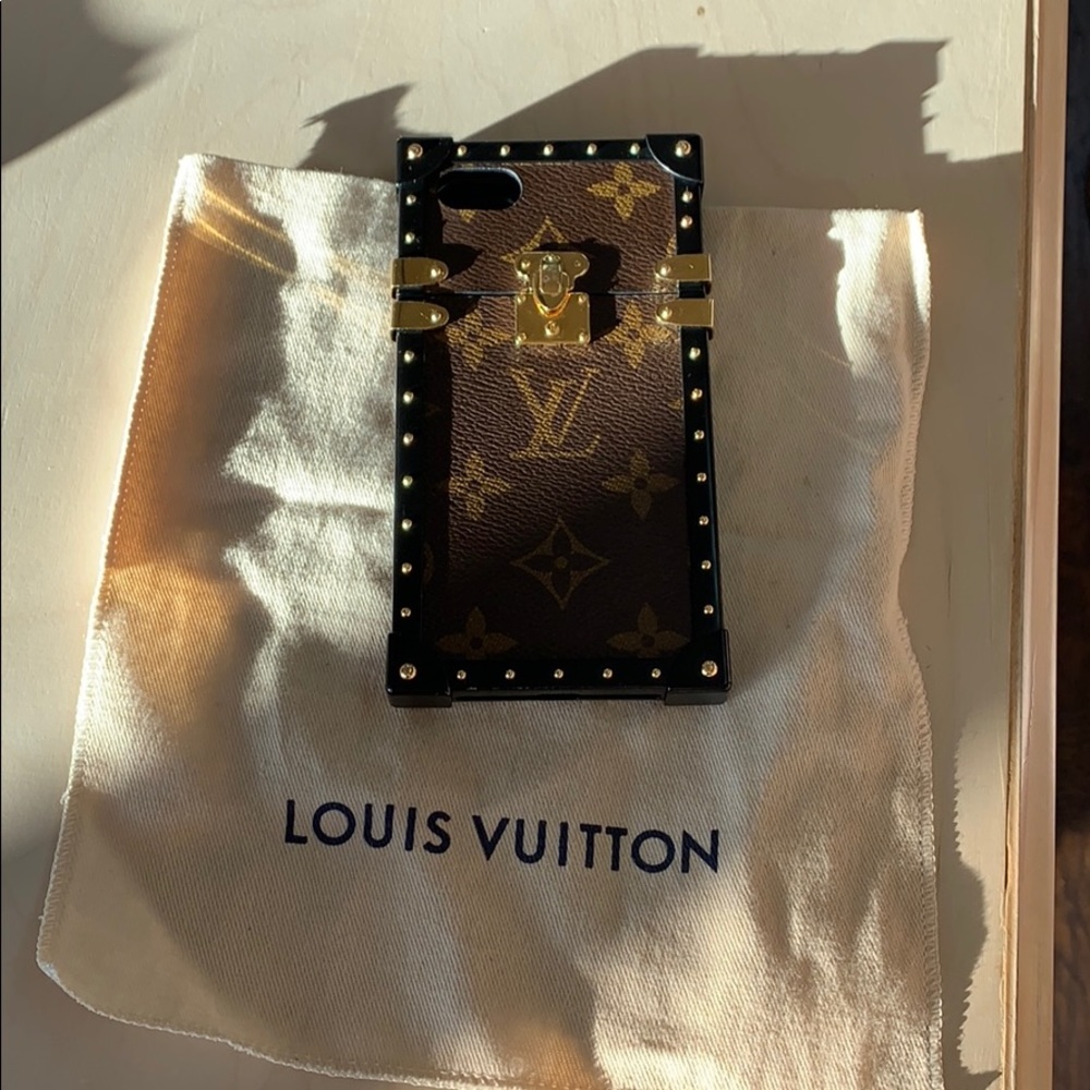 Louis Vuitton Trunk Phone Case